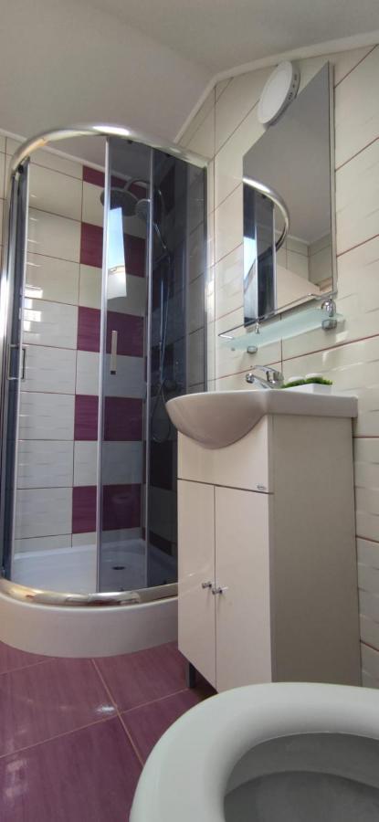 Calypso Rooms Făgăraş 外观 照片
